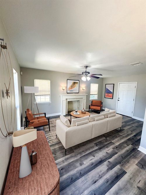 227 S Hampton Rd, Dallas, TX, 75208-5616 | Card Image