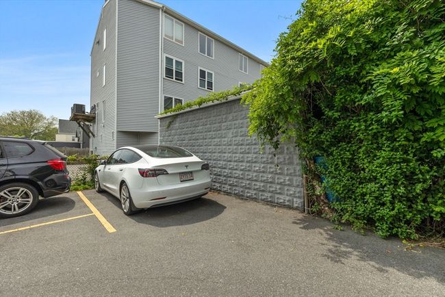 APT-4 - 148 Winthrop Shore Dr, Condo with 2 bedrooms, 2 bathrooms and 1 parking in Winthrop MA | Image 26