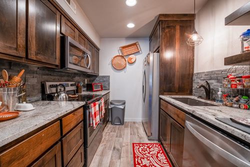 31 Nantucket Dr, Bella Vista, AR, 72715-8178 | Card Image
