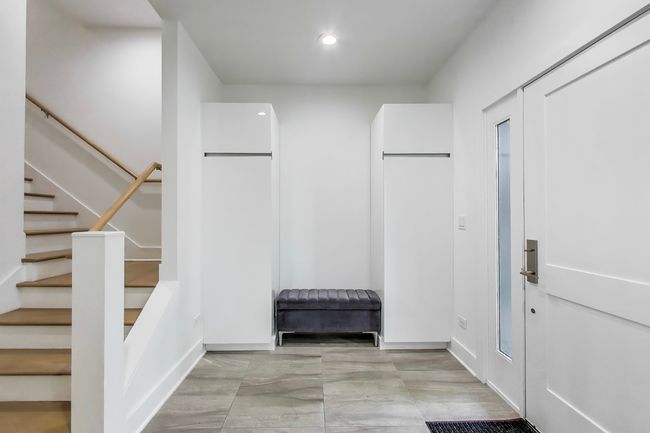 8127 Floral Ave, Townhouse with 3 bedrooms, 4 bathrooms and 3 parking in Skokie IL | Image 4