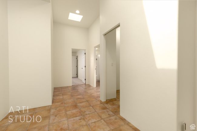 Hall with a skylight | Image 24