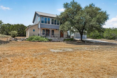 109 Rolling View Dr, Boerne, TX, 78006-7991 | Card Image