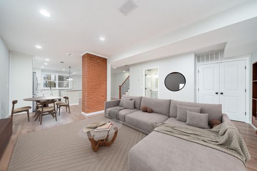 2-316 11th St, Union City, NJ, 07087-4202 | Card Image