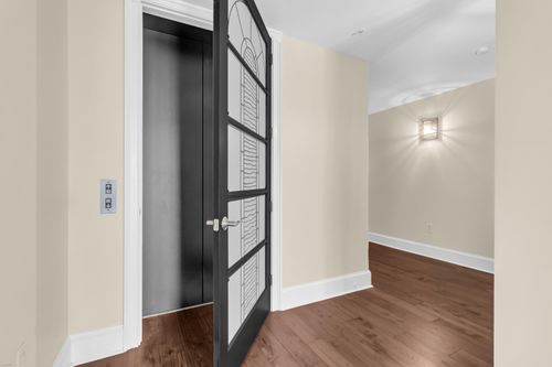 222 S Plaza Ct, Mount Pleasant, SC, 29464-6302 | Card Image