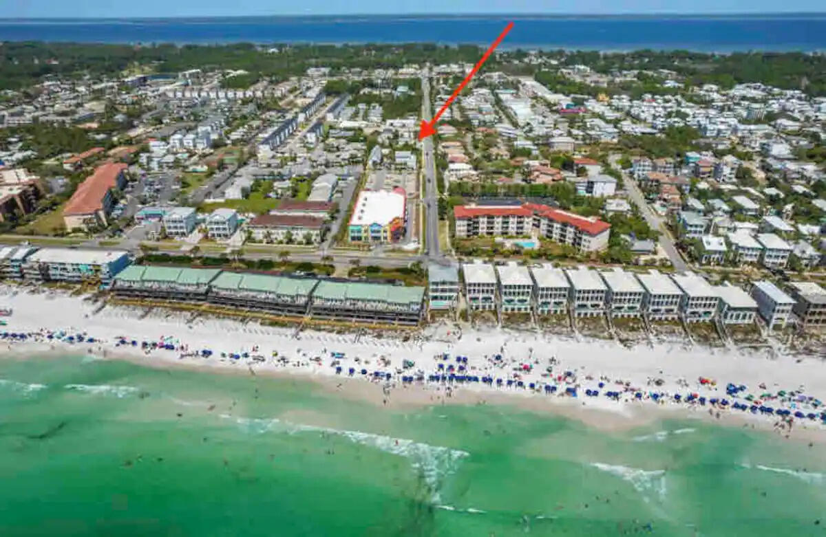 Residential in Miramar Beach 2