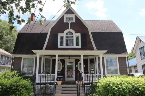 211 Saint James St, Marion, OH, 43302-5134 | Card Image