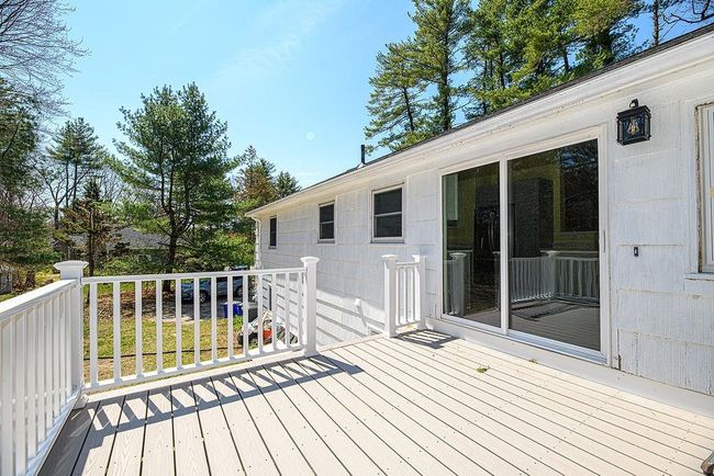 24 Hampton Falls Rd, House other with 3 bedrooms, 2 bathrooms and null parking in Exeter NH | Image 22
