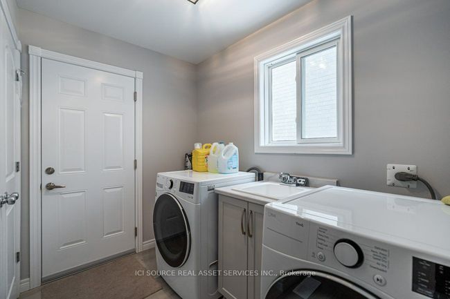 A - 505 Av Clayton, House other with 4 bedrooms, 4 bathrooms and 2 parking in Peterborough ON | Image 13