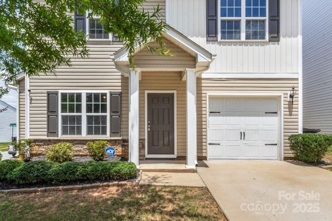 2005 Amos Oaks Ln, House other with 3 bedrooms, 3 bathrooms and null parking in Charlotte NC | Image 37