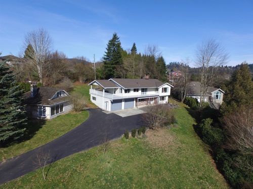 34639 Dunn St, Mission, BC, V2V6W1 | Card Image