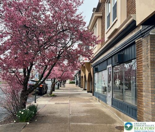 f-606 W Broad St, Bethlehem, PA, 18018-5273 | Card Image