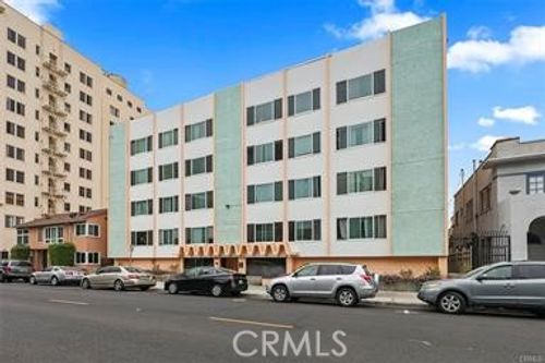 335 Cedar Ave, Long Beach, CA, 90802-2870 | Card Image