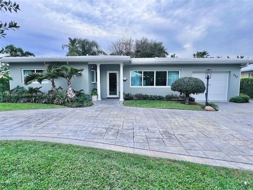 330 Cascade Ln, Palm Beach Shores, FL, 33404-5715 | Card Image