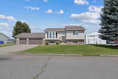 25609 E Central Ave, Newman Lake, WA, 99025-8614 | Card Image