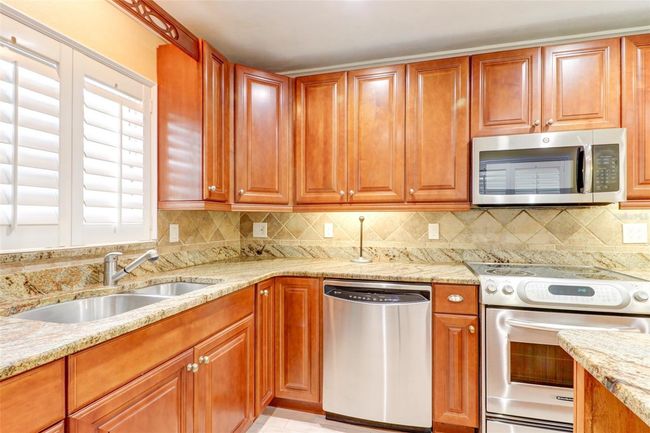 12096 84 Th Ave, House other with 3 bedrooms, 2 bathrooms and null parking in SEMINOLE FL | Image 9