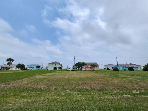 505 Bayview Dr, Palacios, TX, 77465-1481 | Card Image