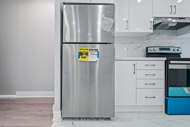 192 - 1055 Dundas St E, Condo with 3 bedrooms, 1 bathrooms and null parking in Mississauga ON | Image 27