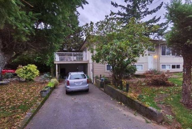 A - 15622 Thrift Avenue, House other with 3 bedrooms, 0 bathrooms and 2 parking in White Rock BC | Image 1