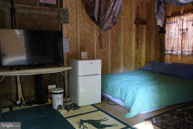 200 Rock Creek Trl, House other with 2 bedrooms, 1 bathrooms and null parking in RIO WV | Image 26
