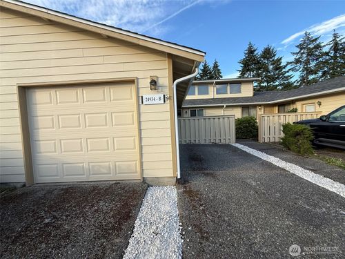 5b-24934 110th Pl Se, Kent, WA, 98030-8250 | Card Image