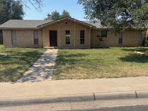 2802 Haynes Dr, Midland, TX, 79705-4209 | Card Image