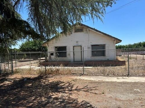 21691 Avenue 144, Porterville, CA, 93257 | Card Image