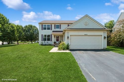 9675 Newton Rd, Huntley, IL, 60142-2427 | Card Image