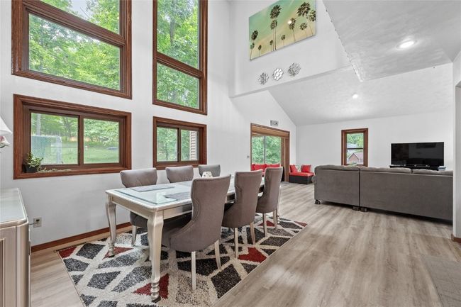2145 Coldstream Ave Ne, House other with 3 bedrooms, 2 bathrooms and null parking in Cedar Rapids IA | Image 7