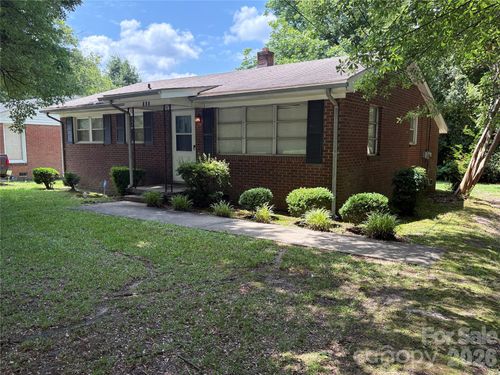 723 Kings Mountain St, Clover, SC, 29710-1202 | Card Image