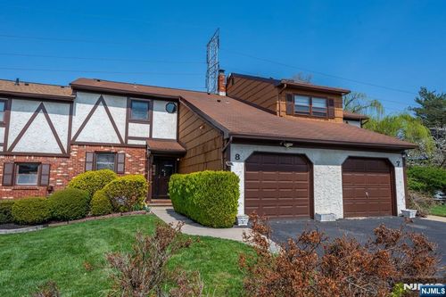 8 Sherbone Pl, Sayreville, NJ, 08872-1369 | Card Image