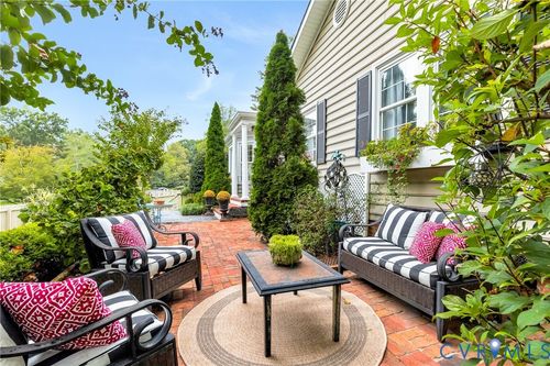 7708 Brookside Rd, Henrico, VA, 23229-6802 | Card Image