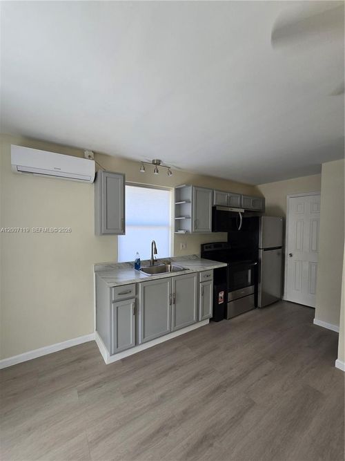 3-5936 Fillmore St, Hollywood, FL, 33021 | Card Image