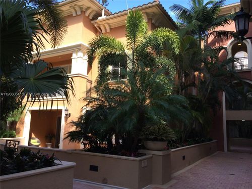 5-2955 Nw 126th Ave, Sunrise, FL, 33323-6334 | Card Image