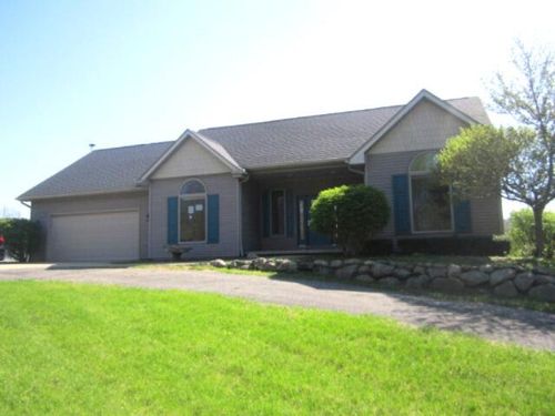 16946 11 1/2 Mile Rd, Battle Creek, MI, 49014-7986 | Card Image