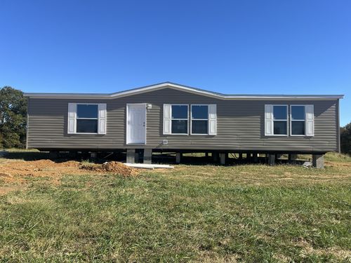 9546 Sunrise Rd, Red Boiling Springs, TN, 37150 | Card Image