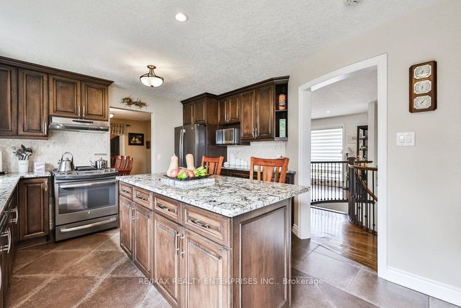 59 Menno St, House other with 4 bedrooms, 2 bathrooms and 6 parking in Breslau ON | Image 9