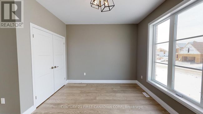 18 Postma Cres, House other with 3 bedrooms, 2 bathrooms and 4 parking in Ailsa Craig ON | Image 20