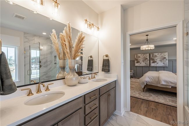 Photo from Boone Homes Gallery; photo of similar home, not home for sale; upgrades shown | Image 12