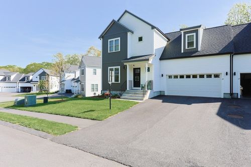 19-19 Millies Way, Sterling, MA, 01564-1566 | Card Image