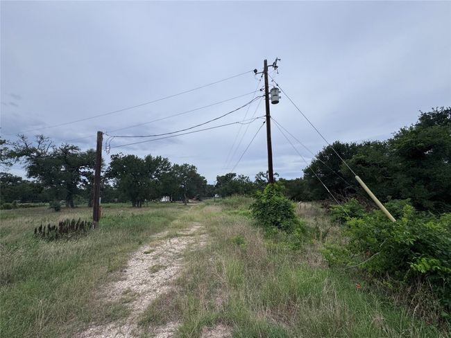 Electric to back of property | Image 9