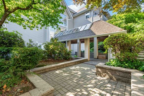 109-5375 Victory St, Burnaby, BC, V5J1T2 | Card Image