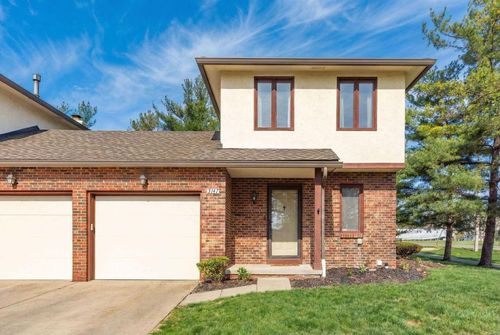 3147 Parkview Dr, Grove City, OH, 43123-1861 | Card Image