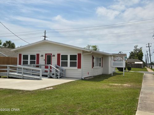 215 W 11th St, Panama City, FL, 32401-2454 | Card Image