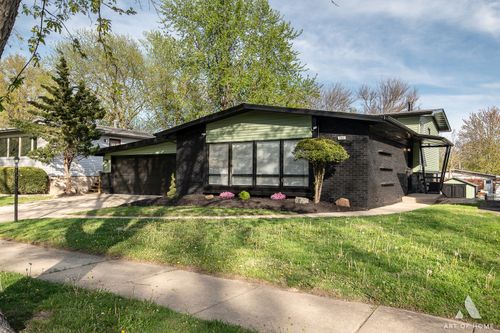 251 N Pleasant Dr, Glenwood, IL, 60425-1276 | Card Image