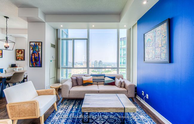 3303 - 220 Burnhamthorpe Rd W, Condo with 2 bedrooms, 2 bathrooms and null parking in Mississauga ON | Image 13