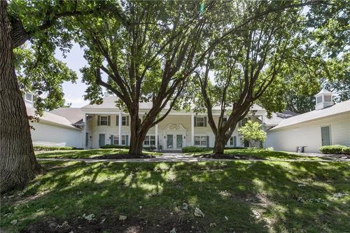 10553 Riley St, Overland Park, KS, 66212-2400 | Card Image