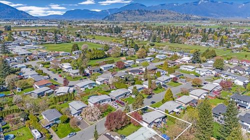 6050 Glenmore Dr, Chilliwack, BC, V2R2H5 | Card Image