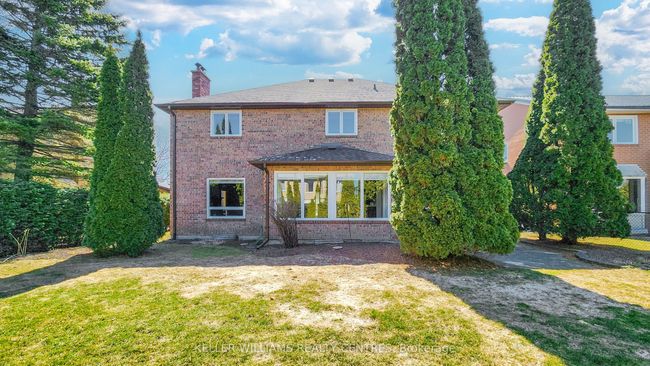 32 Petch Cres, House other with 4 bedrooms, 3 bathrooms and 4 parking in Aurora ON | Image 33