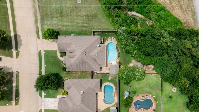 Bird's eye view of a pool area | Image 28