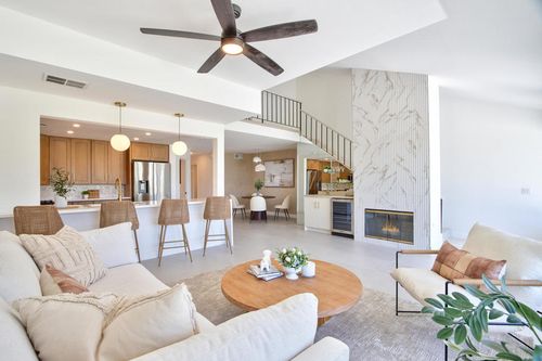 41690 Woodhaven Dr W, Palm Desert, CA, 92211-8196 | Card Image